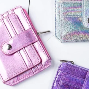 Man wallets lather